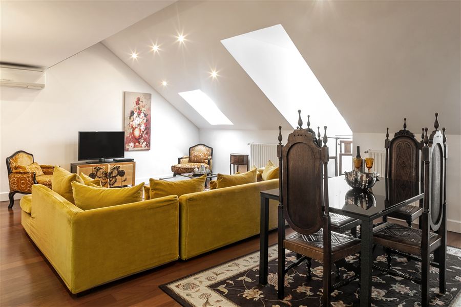 Imperial, a two-bedroom loft apartment in Chiado, Lisbon — bedroom