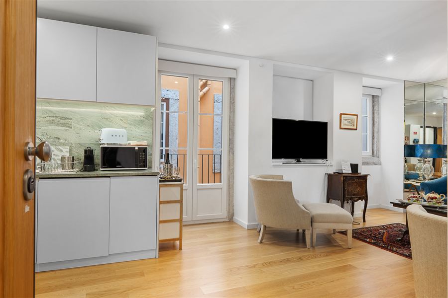 Persian, a two-bedroom loft apartment in Chiado, Lisbon — kitchen